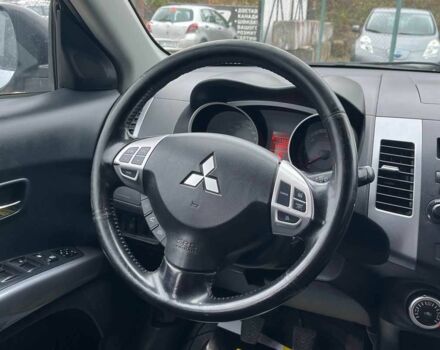 Серый Мицубиси Другая, объемом двигателя 2 л и пробегом 310 тыс. км за 7600 $, фото 9 на Automoto.ua