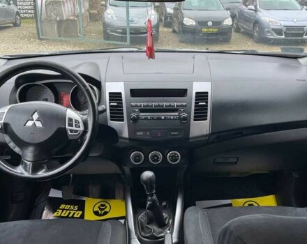 Серый Мицубиси Другая, объемом двигателя 2 л и пробегом 310 тыс. км за 7600 $, фото 8 на Automoto.ua