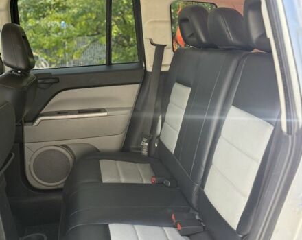 Сірий Міцубісі Інша, об'ємом двигуна 2 л та пробігом 301 тис. км за 5500 $, фото 14 на Automoto.ua