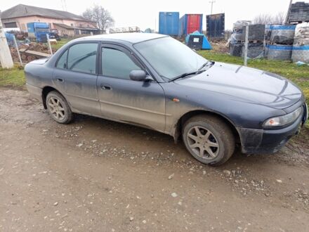 Сірий Міцубісі Інша, об'ємом двигуна 1.8 л та пробігом 1000 тис. км за 2000 $, фото 1 на Automoto.ua