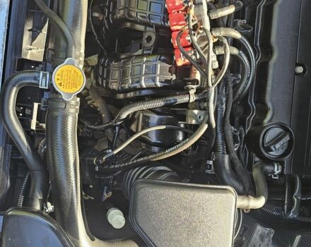 Синий Мицубиси Другая, объемом двигателя 2.4 л и пробегом 249 тыс. км за 6989 $, фото 5 на Automoto.ua