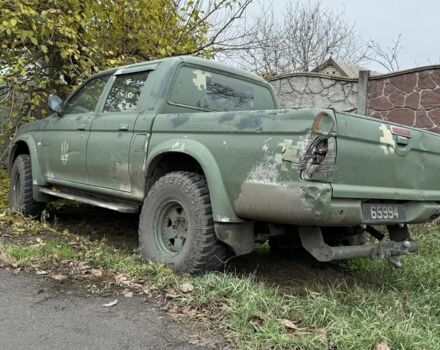 Зелений Міцубісі Інша, об'ємом двигуна 0 л та пробігом 512 тис. км за 2000 $, фото 3 на Automoto.ua