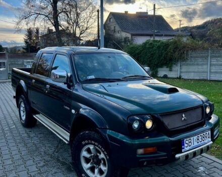 Зеленый Мицубиси Другая, объемом двигателя 2.5 л и пробегом 301 тыс. км за 1940 $, фото 3 на Automoto.ua