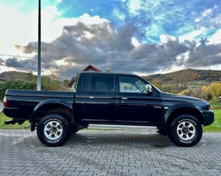 Зеленый Мицубиси Другая, объемом двигателя 2.5 л и пробегом 301 тыс. км за 1940 $, фото 2 на Automoto.ua