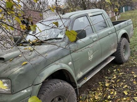 Зелений Міцубісі Інша, об'ємом двигуна 0 л та пробігом 512 тис. км за 2000 $, фото 1 на Automoto.ua