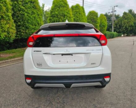 Белый Мицубиси Эклипс, объемом двигателя 1.5 л и пробегом 45 тыс. км за 11200 $, фото 5 на Automoto.ua