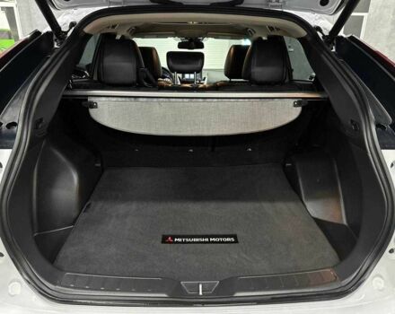 Белый Мицубиси Эклипс, объемом двигателя 1.5 л и пробегом 14 тыс. км за 19999 $, фото 23 на Automoto.ua