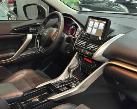 Белый Мицубиси Эклипс, объемом двигателя 1.5 л и пробегом 14 тыс. км за 19999 $, фото 19 на Automoto.ua