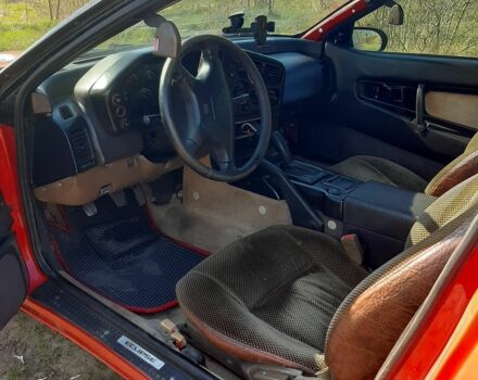 Красный Мицубиси Эклипс, объемом двигателя 2 л и пробегом 300 тыс. км за 2900 $, фото 8 на Automoto.ua