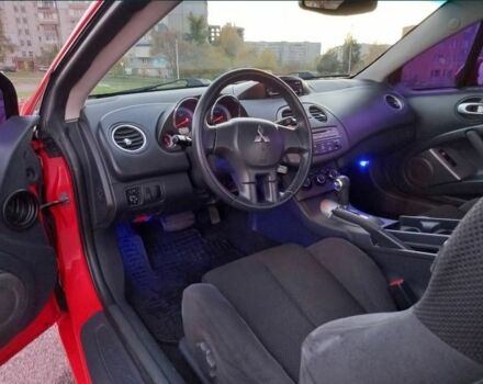 Красный Мицубиси Эклипс, объемом двигателя 2.4 л и пробегом 165 тыс. км за 6900 $, фото 4 на Automoto.ua