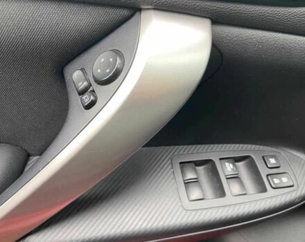 Красный Мицубиси Эклипс, объемом двигателя 0 л и пробегом 84 тыс. км за 10300 $, фото 5 на Automoto.ua