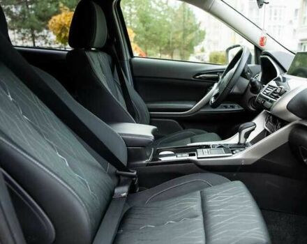 Серый Мицубиси Эклипс, объемом двигателя 1.5 л и пробегом 74 тыс. км за 12600 $, фото 15 на Automoto.ua