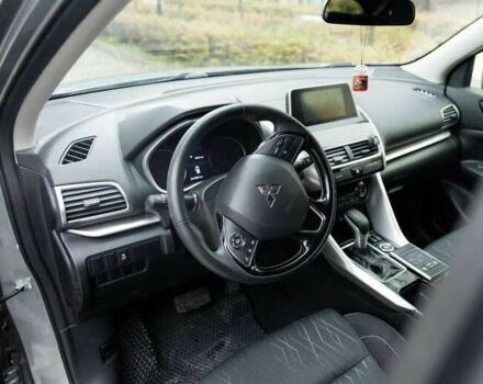 Серый Мицубиси Эклипс, объемом двигателя 1.5 л и пробегом 74 тыс. км за 12600 $, фото 12 на Automoto.ua