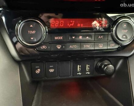 Синій Міцубісі Екліпс, об'ємом двигуна 2 л та пробігом 85 тис. км за 22990 $, фото 20 на Automoto.ua