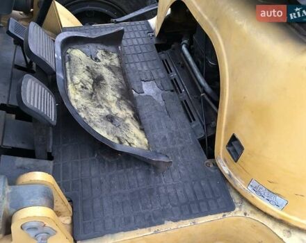 Мицубиси ФГ 2000 в Николаеве на Automoto.ua Мицубиси ФГ, объемом двигателя 2.4 л и пробегом 6 тыс. км за 9900 $, фото 8 на Automoto.ua