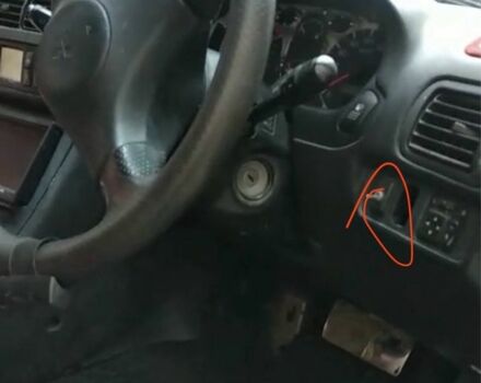 Черный Мицубиси ФТО, объемом двигателя 2 л и пробегом 680 тыс. км за 7500 $, фото 10 на Automoto.ua