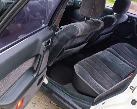 Белый Мицубиси Галант, объемом двигателя 2 л и пробегом 400 тыс. км за 1500 $, фото 6 на Automoto.ua