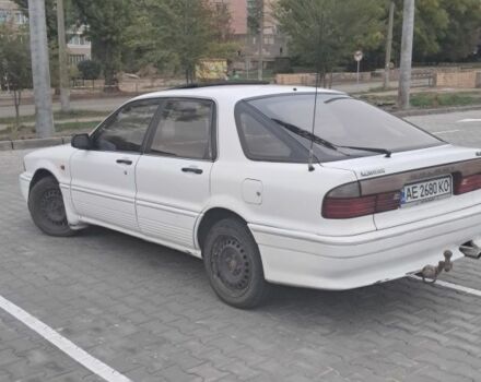 Белый Мицубиси Галант, объемом двигателя 2 л и пробегом 468 тыс. км за 1500 $, фото 2 на Automoto.ua