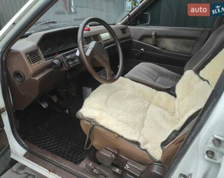 Белый Мицубиси Галант, объемом двигателя 1.6 л и пробегом 100 тыс. км за 1000 $, фото 8 на Automoto.ua