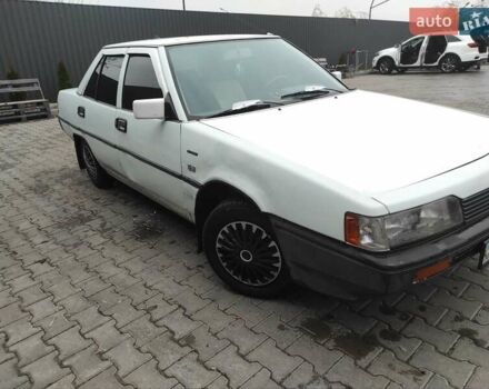 Белый Мицубиси Галант, объемом двигателя 1.6 л и пробегом 100 тыс. км за 1000 $, фото 2 на Automoto.ua