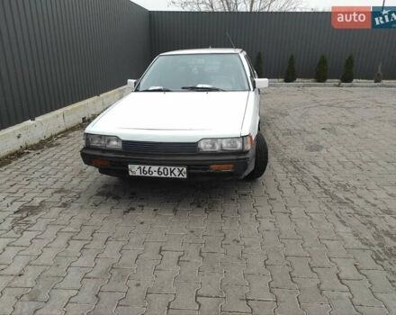 Белый Мицубиси Галант, объемом двигателя 1.6 л и пробегом 100 тыс. км за 1000 $, фото 1 на Automoto.ua