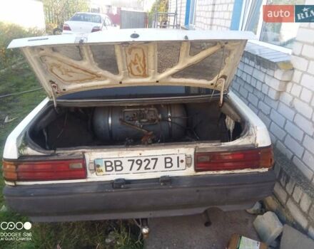 Міцубісі Галант 1987 у Андрушевке на Automoto.ua Білий Міцубісі Галант, об'ємом двигуна 1.5 л та пробігом 500 тис. км за 550 $, фото 4 на Automoto.ua