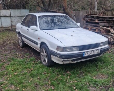 Белый Мицубиси Галант, объемом двигателя 2 л и пробегом 450 тыс. км за 1100 $, фото 6 на Automoto.ua