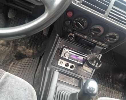 Белый Мицубиси Галант, объемом двигателя 2 л и пробегом 450 тыс. км за 1100 $, фото 1 на Automoto.ua