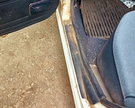 Белый Мицубиси Галант, объемом двигателя 1.8 л и пробегом 385 тыс. км за 1450 $, фото 3 на Automoto.ua