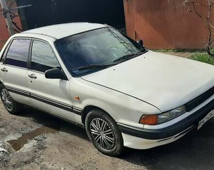 Білий Міцубісі Галант, об'ємом двигуна 1.8 л та пробігом 367 тис. км за 1100 $, фото 3 на Automoto.ua