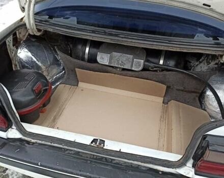 Белый Мицубиси Галант, объемом двигателя 1.8 л и пробегом 300 тыс. км за 1700 $, фото 1 на Automoto.ua