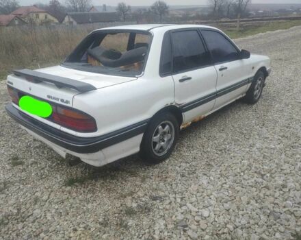 Белый Мицубиси Галант, объемом двигателя 0 л и пробегом 111 тыс. км за 600 $, фото 2 на Automoto.ua