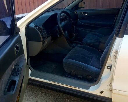 Белый Мицубиси Галант, объемом двигателя 2 л и пробегом 200 тыс. км за 1750 $, фото 4 на Automoto.ua