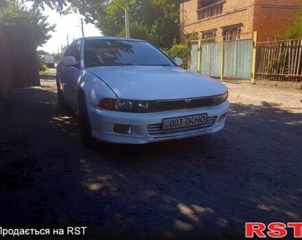 Белый Мицубиси Галант, объемом двигателя 2 л и пробегом 200 тыс. км за 1750 $, фото 1 на Automoto.ua