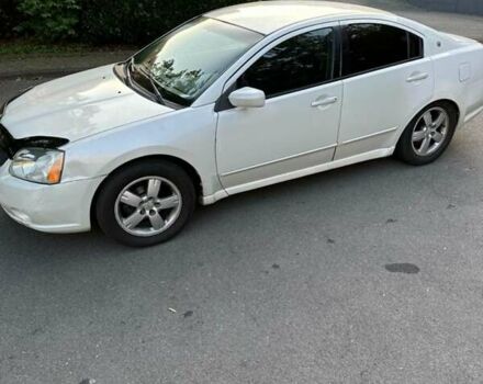 Белый Мицубиси Галант, объемом двигателя 2.35 л и пробегом 200 тыс. км за 4000 $, фото 1 на Automoto.ua