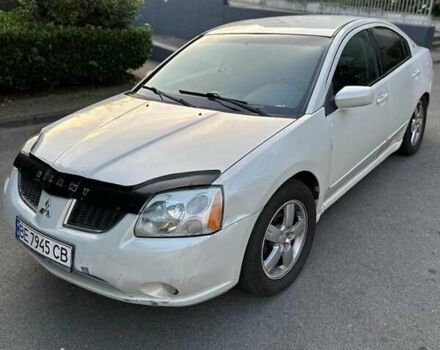Белый Мицубиси Галант, объемом двигателя 2.35 л и пробегом 200 тыс. км за 4000 $, фото 2 на Automoto.ua