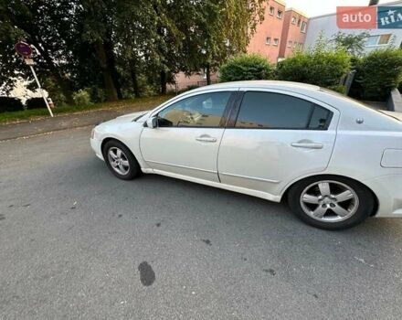 Белый Мицубиси Галант, объемом двигателя 2.35 л и пробегом 200 тыс. км за 4000 $, фото 27 на Automoto.ua