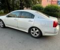 Белый Мицубиси Галант, объемом двигателя 2.35 л и пробегом 200 тыс. км за 4000 $, фото 5 на Automoto.ua