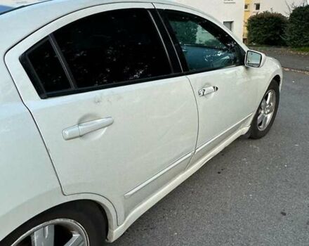 Белый Мицубиси Галант, объемом двигателя 2.35 л и пробегом 200 тыс. км за 4000 $, фото 9 на Automoto.ua