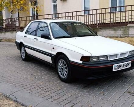 Білий Міцубісі Галант, об'ємом двигуна 2 л та пробігом 400 тис. км за 1500 $, фото 4 на Automoto.ua