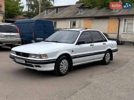 Мицубиси Галант 1990 в Киеве на Automoto.ua Белый Мицубиси Галант, объемом двигателя 1.76 л и пробегом 500 тыс. км за 1800 $, фото 1 на Automoto.ua
