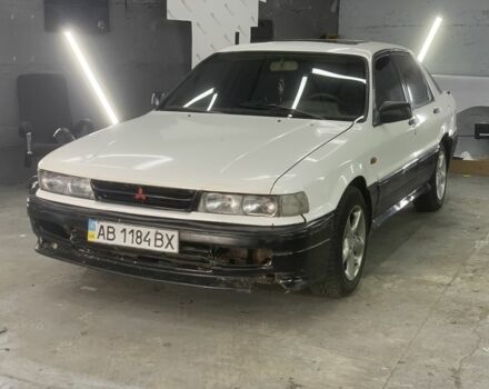 Білий Міцубісі Галант, об'ємом двигуна 2 л та пробігом 360 тис. км за 500 $, фото 1 на Automoto.ua