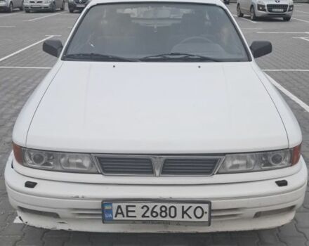 Белый Мицубиси Галант, объемом двигателя 2 л и пробегом 468 тыс. км за 1500 $, фото 1 на Automoto.ua