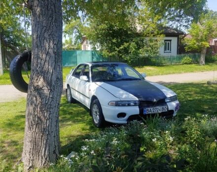 Белый Мицубиси Галант, объемом двигателя 2 л и пробегом 407 тыс. км за 2000 $, фото 1 на Automoto.ua