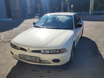 Мицубиси Галант 1993 в Запорожье на Automoto.ua Белый Мицубиси Галант, объемом двигателя 0 л и пробегом 400 тыс. км за 1500 $, фото 1 на Automoto.ua