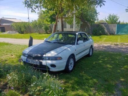 Мицубиси Галант 1993 в Кропивницком (Кировограде) на Automoto.ua Белый Мицубиси Галант, объемом двигателя 2 л и пробегом 406 тыс. км за 2000 $, фото 1 на Automoto.ua