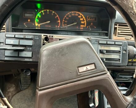 Бежевый Мицубиси Галант, объемом двигателя 2 л и пробегом 180 тыс. км за 787 $, фото 8 на Automoto.ua