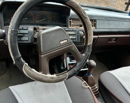 Бежевый Мицубиси Галант, объемом двигателя 2 л и пробегом 180 тыс. км за 787 $, фото 5 на Automoto.ua