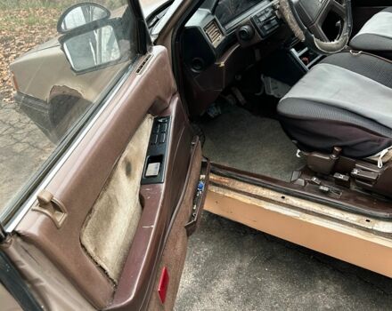 Бежевый Мицубиси Галант, объемом двигателя 2 л и пробегом 180 тыс. км за 787 $, фото 16 на Automoto.ua