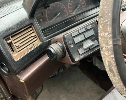 Бежевый Мицубиси Галант, объемом двигателя 2 л и пробегом 180 тыс. км за 787 $, фото 4 на Automoto.ua